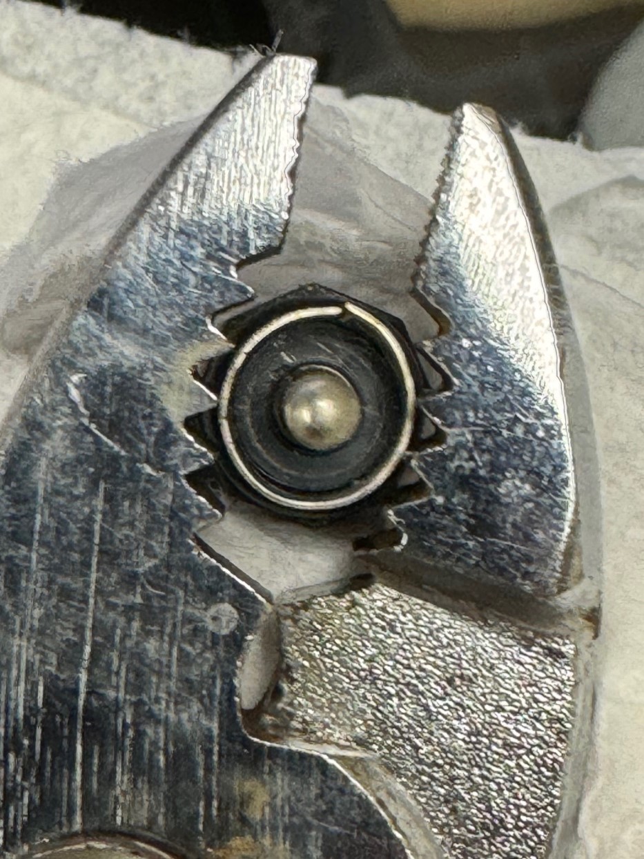 compressing RCA plug